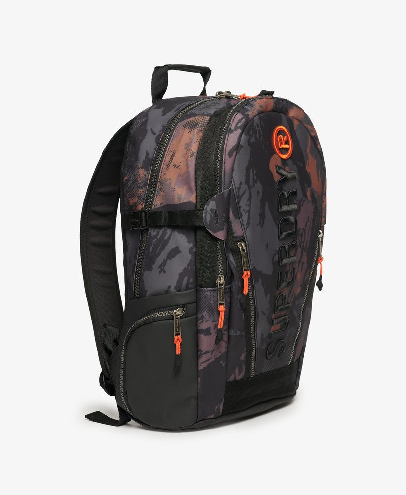 rugzak met geborduurd zeildoek in berggaascamouflage