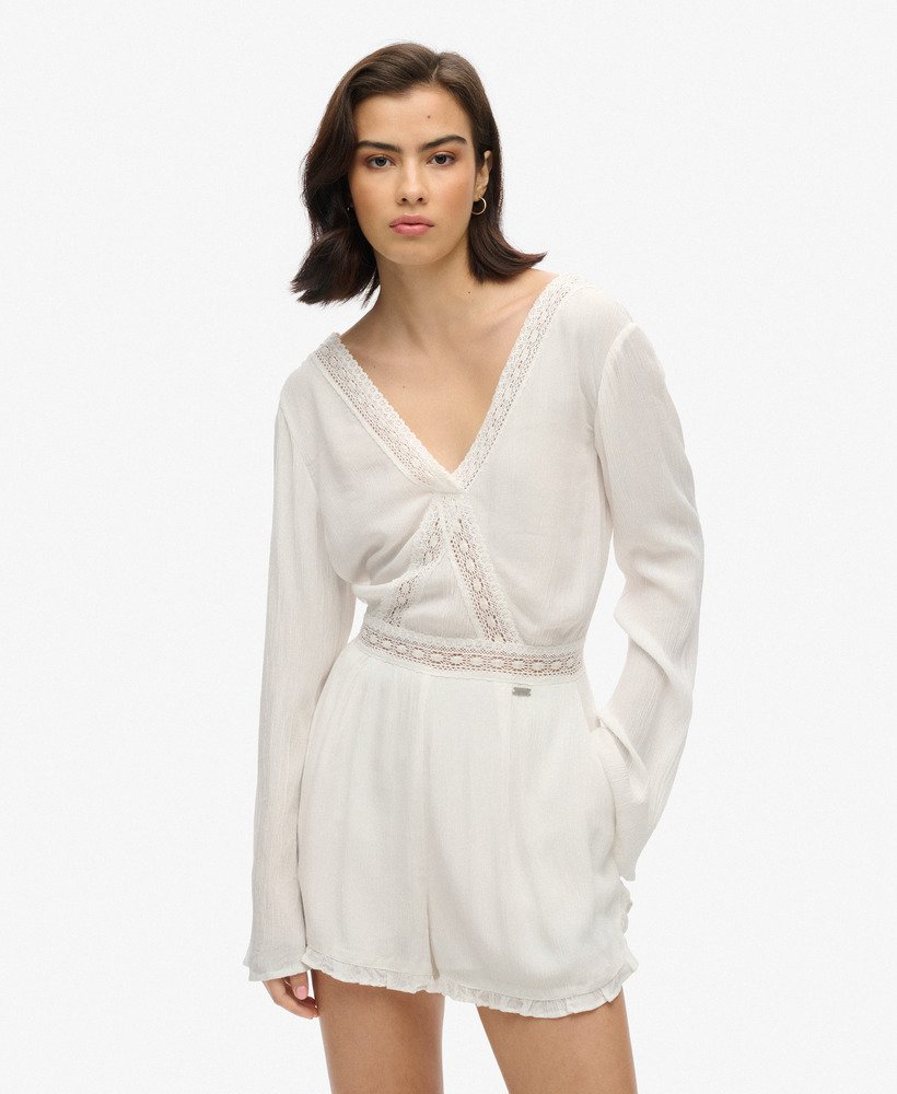 playsuit met uitlopende mouwen en uitsparingen in ecru