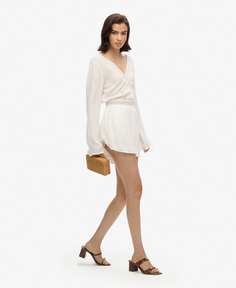 playsuit met uitlopende mouwen en uitsparingen in ecru
