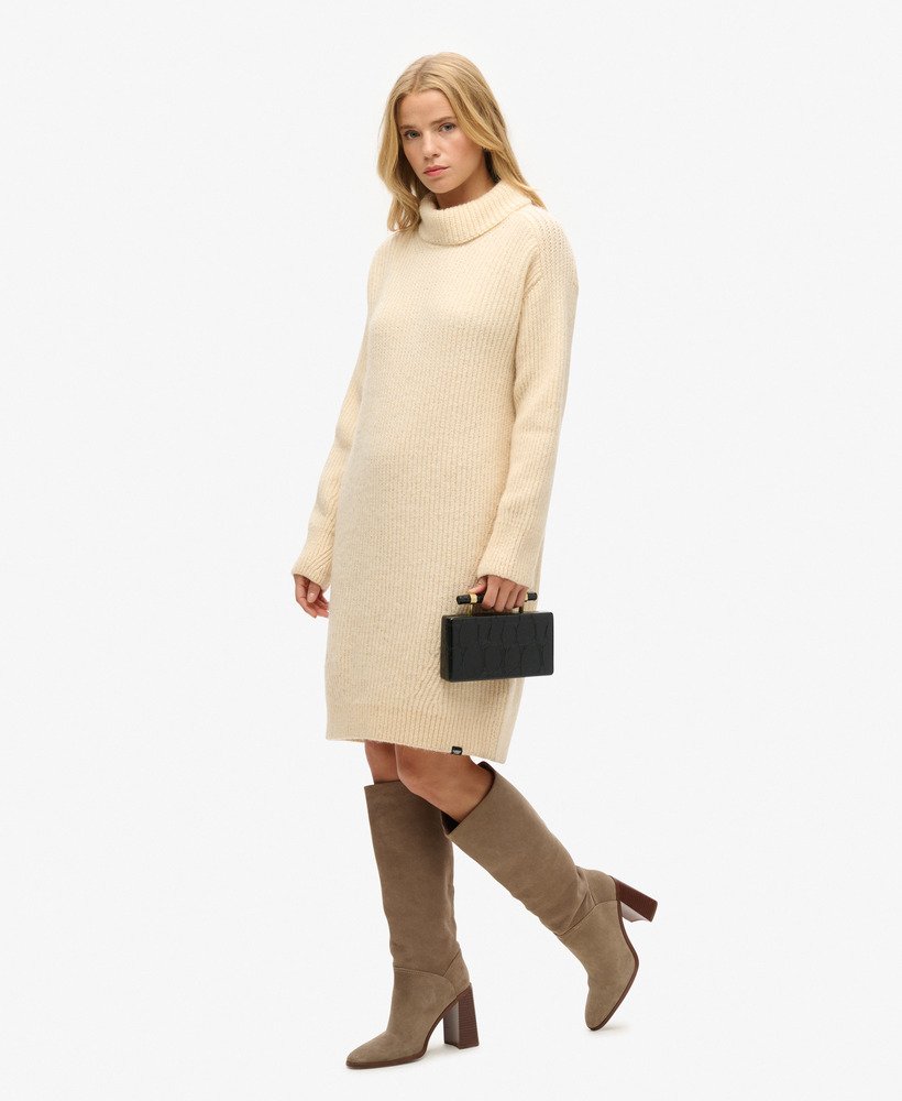 gebreide coltrui-jurk in braziliaans zandbeige