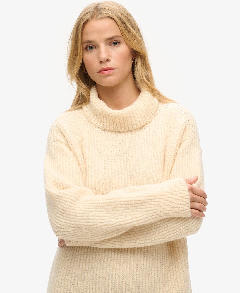 gebreide coltrui-jurk in braziliaans zandbeige