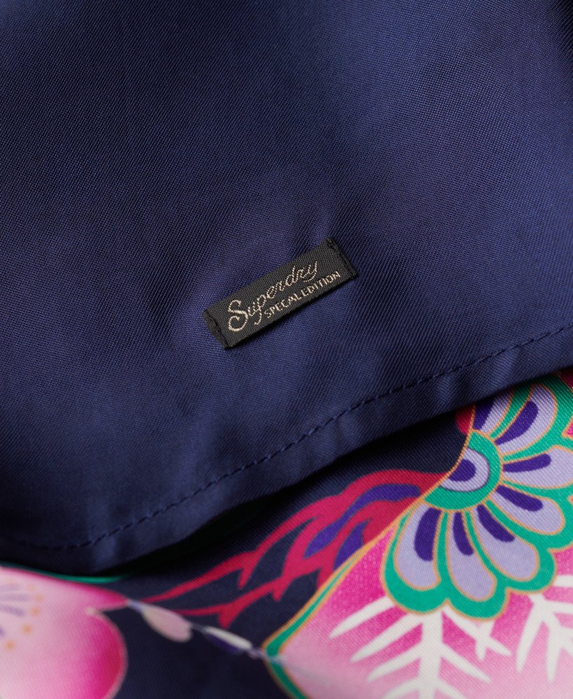 mouwloze mini-jurk met print in marineblauw funetotsuru