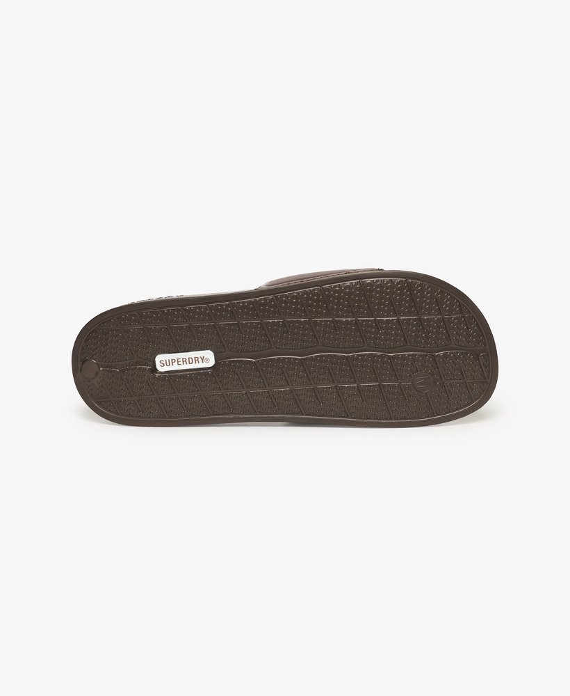 core pool sliders in donker eikenbruin