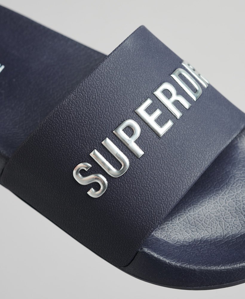 code logo zwembadschuifjes in rich navy