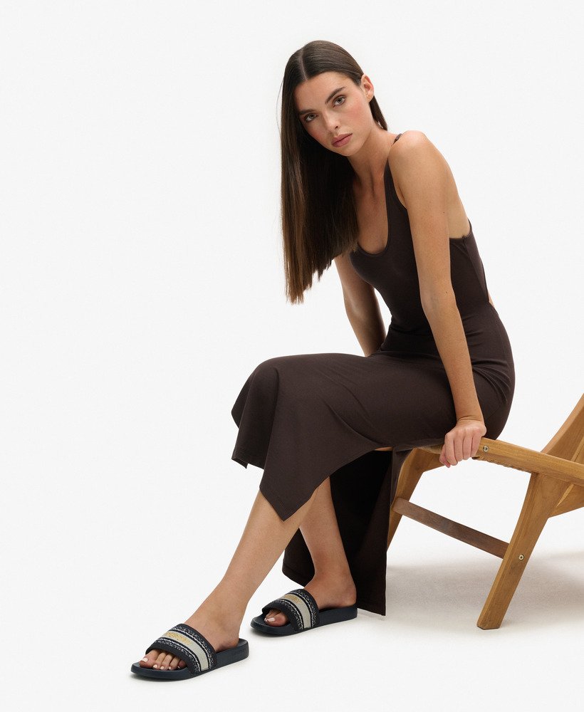 vegan zwembadslippers van geweven materiaal in de kleur truest navy.