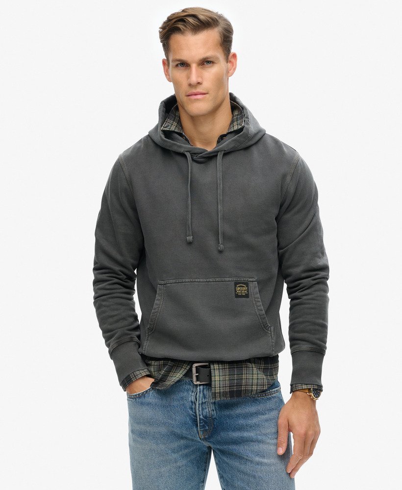 relaxte hoodie met contrasterende stiksels in gewassen zwart.
