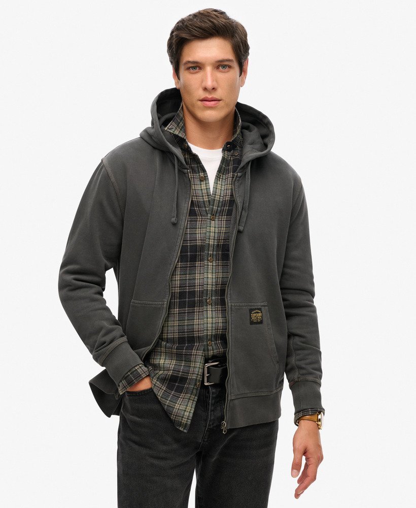 hoodie met contrasterende stiksels en relaxte ritssluiting in gewassen zwart.