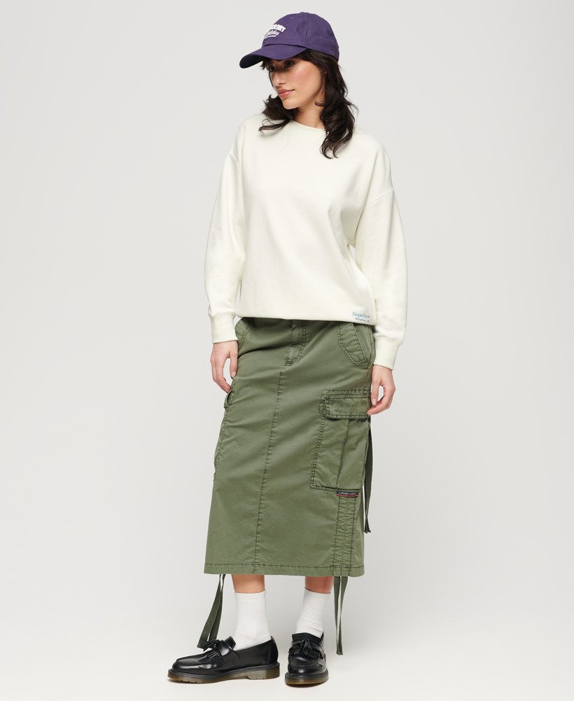 essential logo sweatshirt in off white