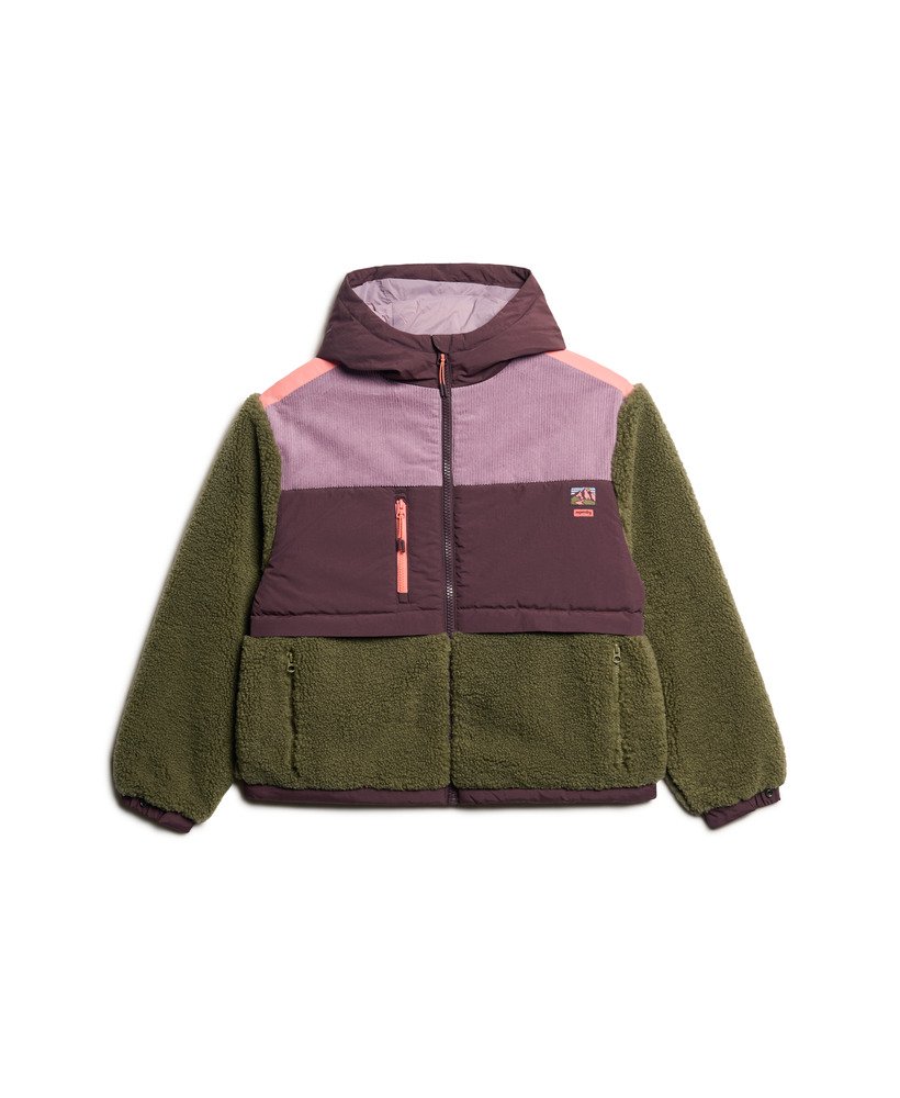 fleecejack met capuchon in de kleur burnt olive.