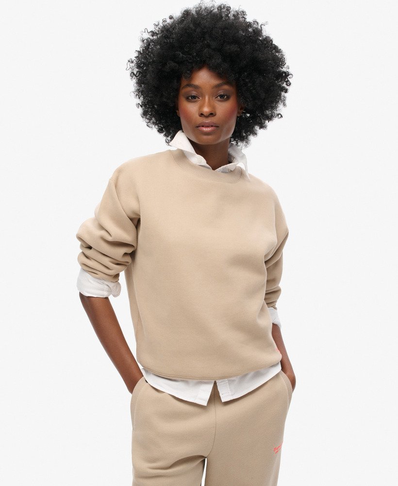 essential logo sweatshirt in cobblestone grey