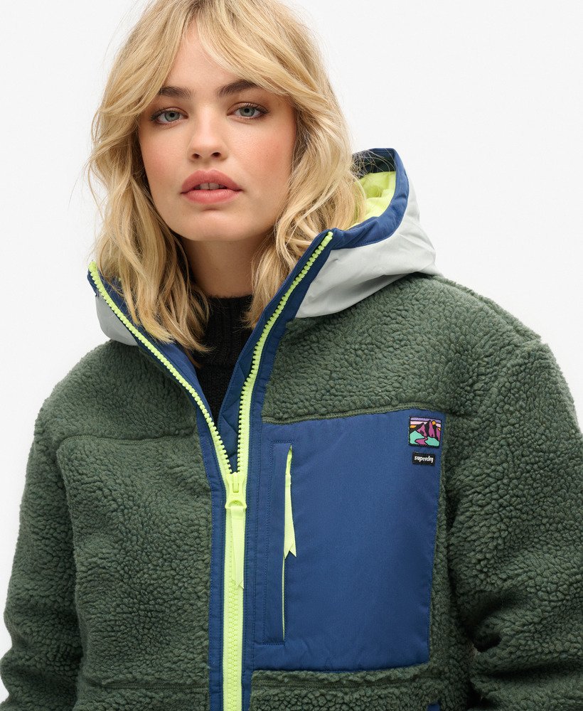 vintage sherpa-jas met capuchon in laurel khaki.