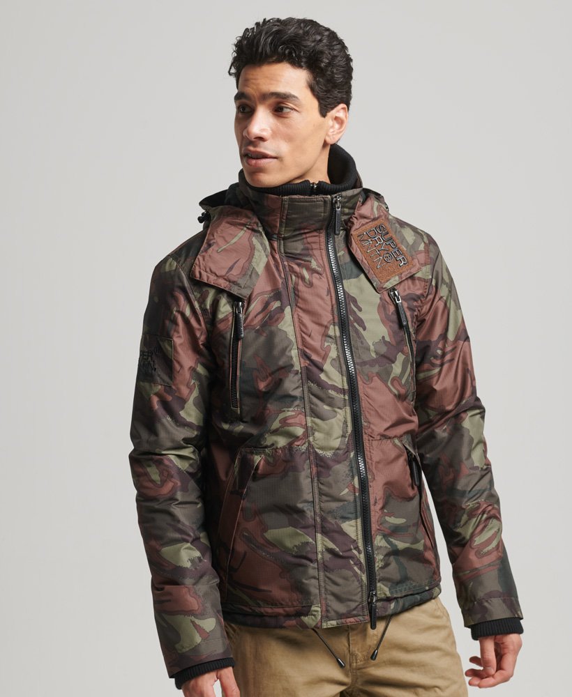 mountain sd windcheater jacket in army camo