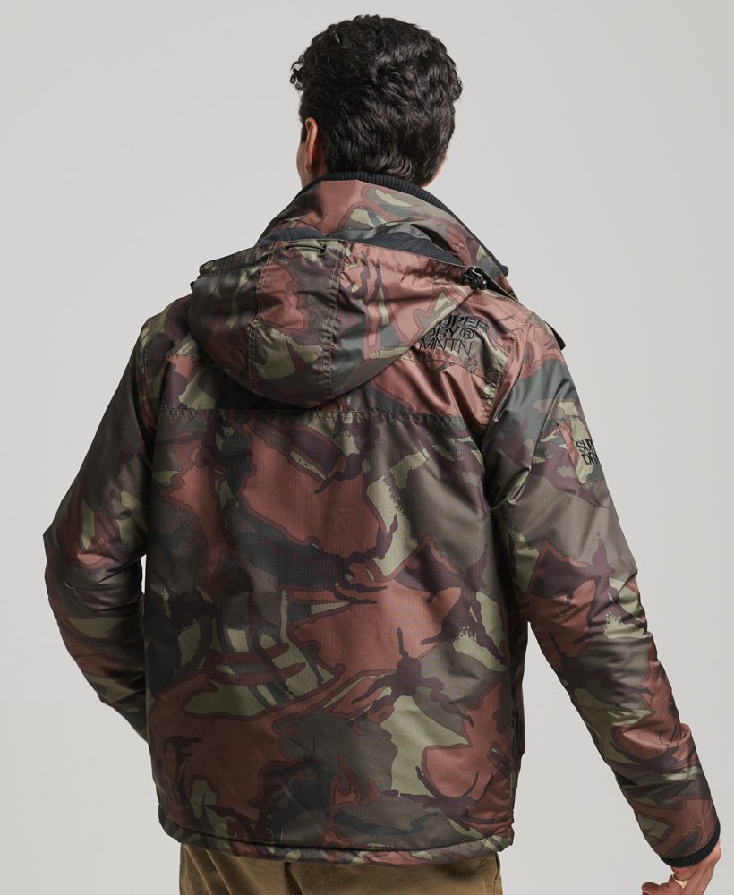 mountain sd windcheater jacket in army camo
