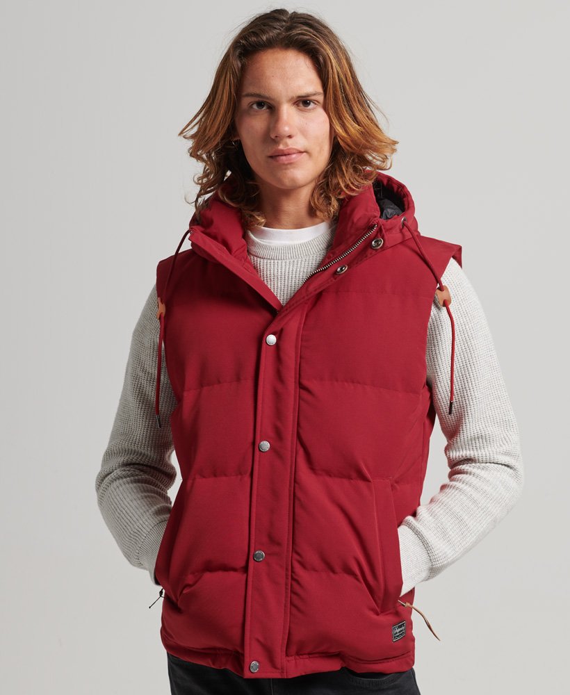 everest gewatteerd vest met capuchon in dieprood