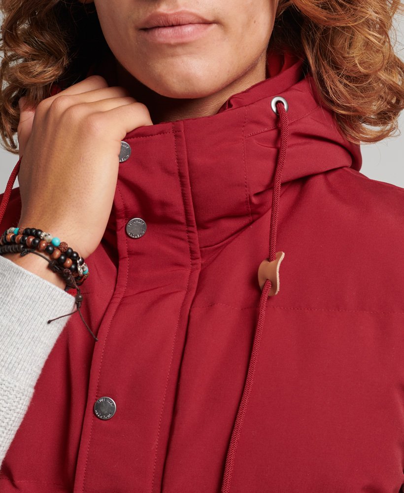 everest gewatteerd vest met capuchon in dieprood