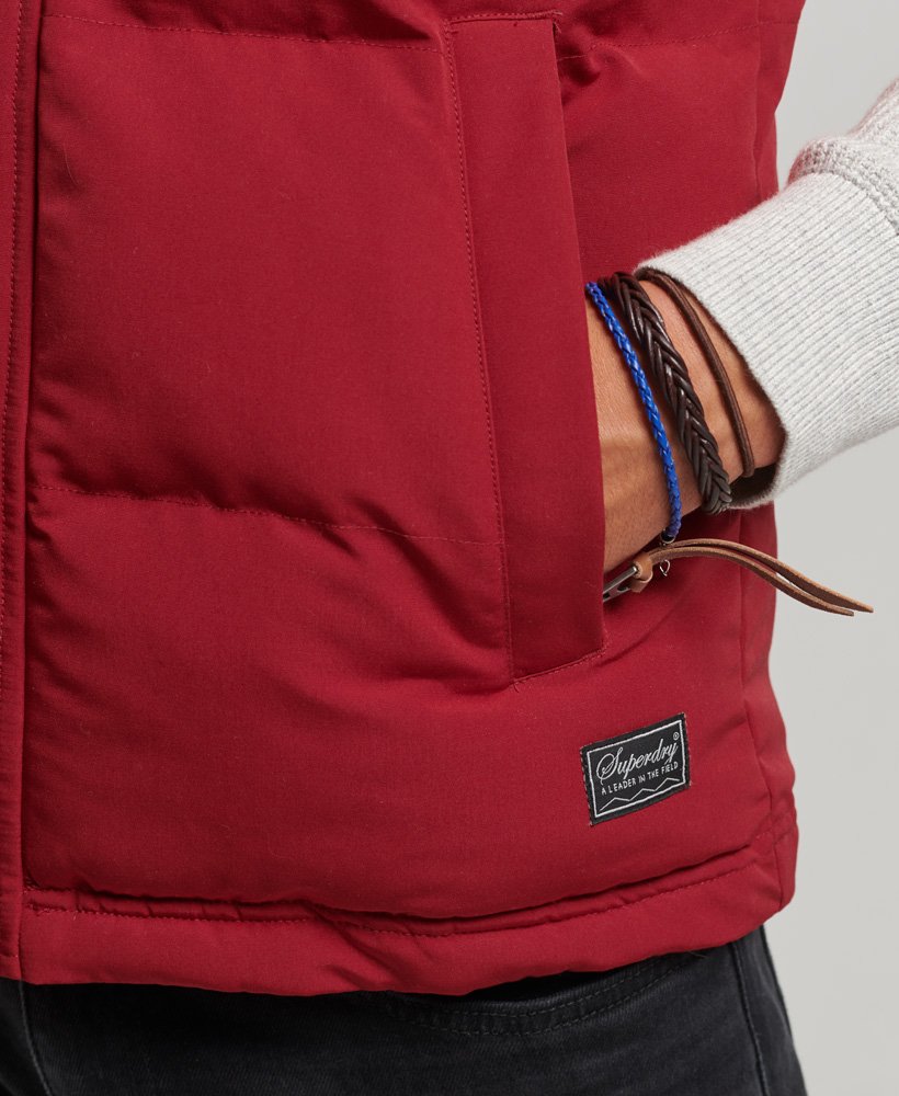 everest gewatteerd vest met capuchon in dieprood