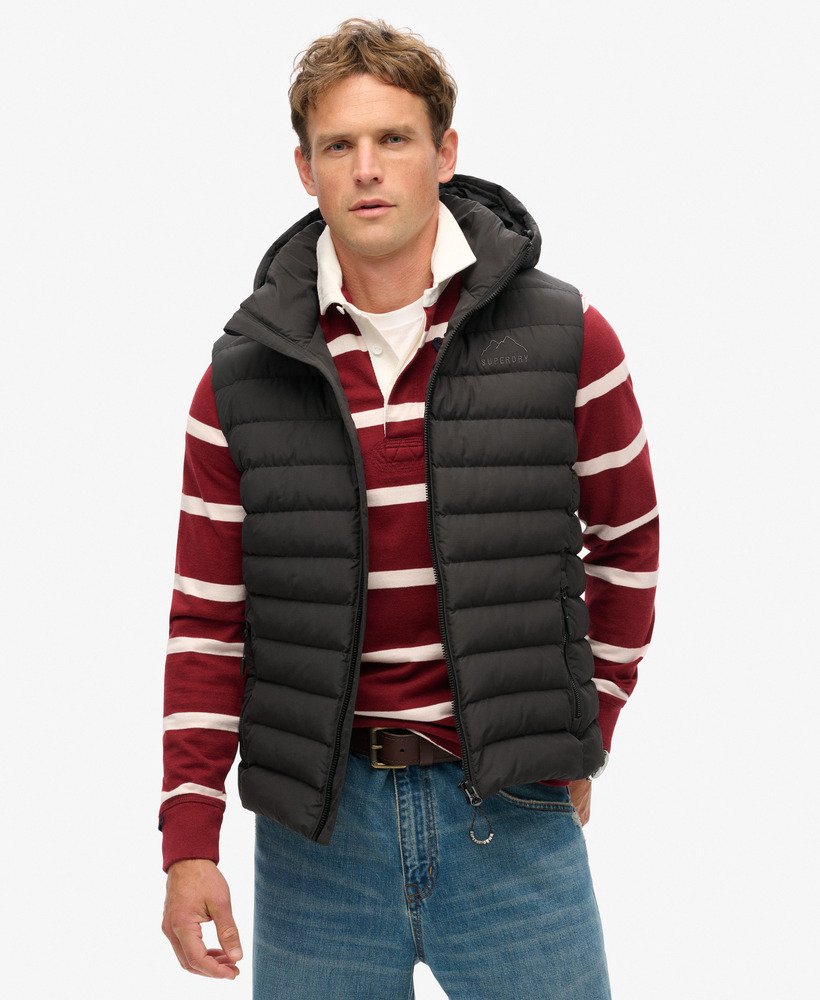 gewatteerd vest met capuchon van fuji sport in zwart