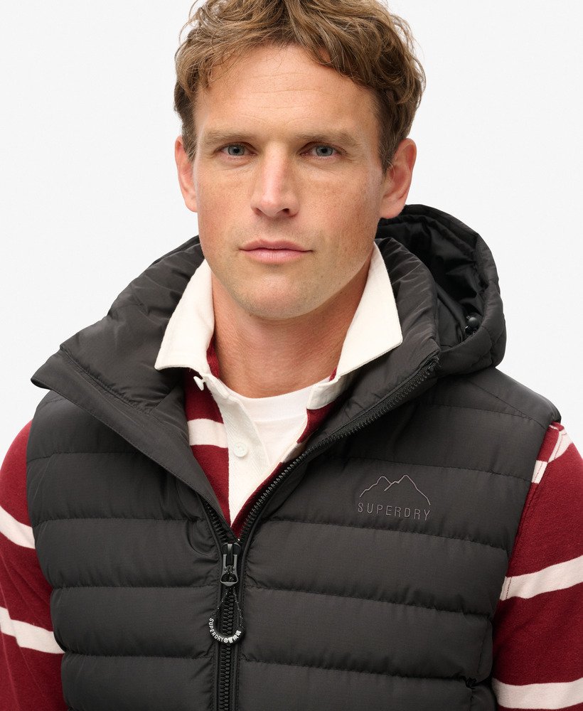 gewatteerd vest met capuchon van fuji sport in zwart