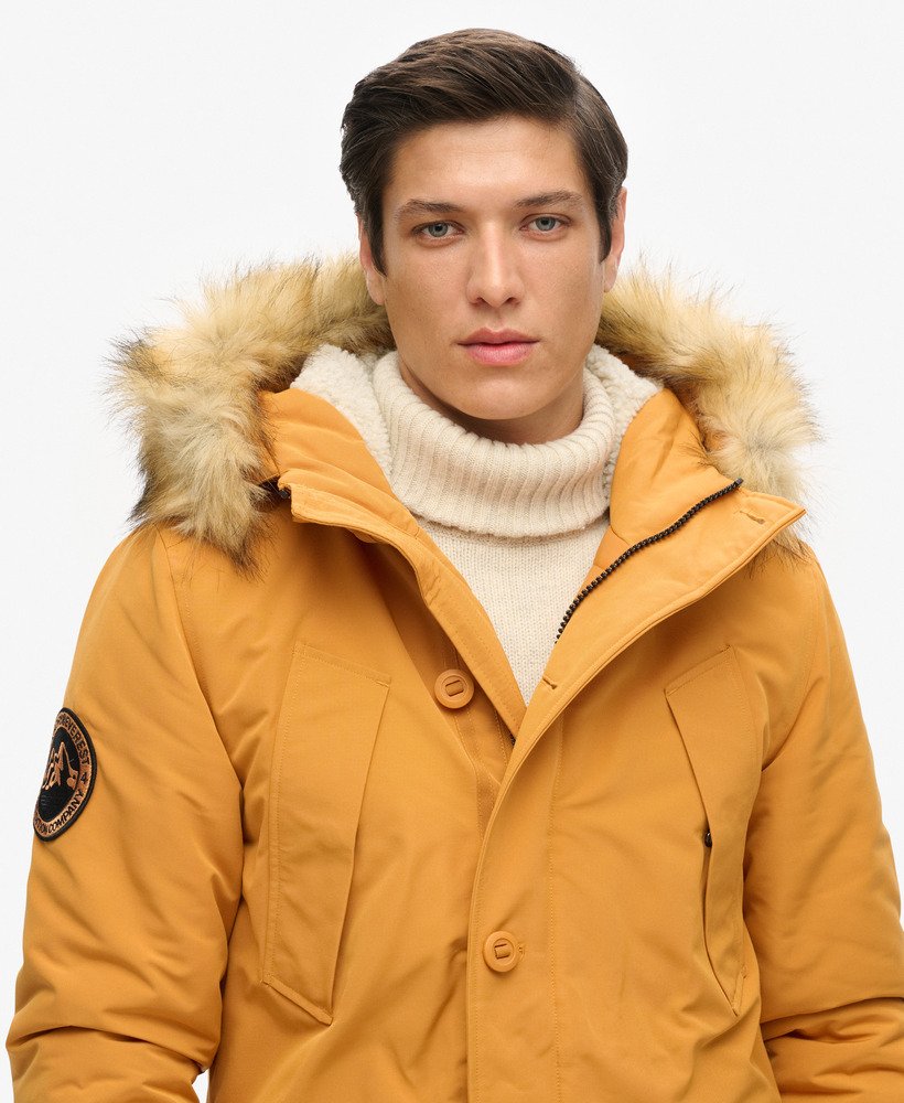 everest parka met capuchon van imitatiebont in mosterdgeel