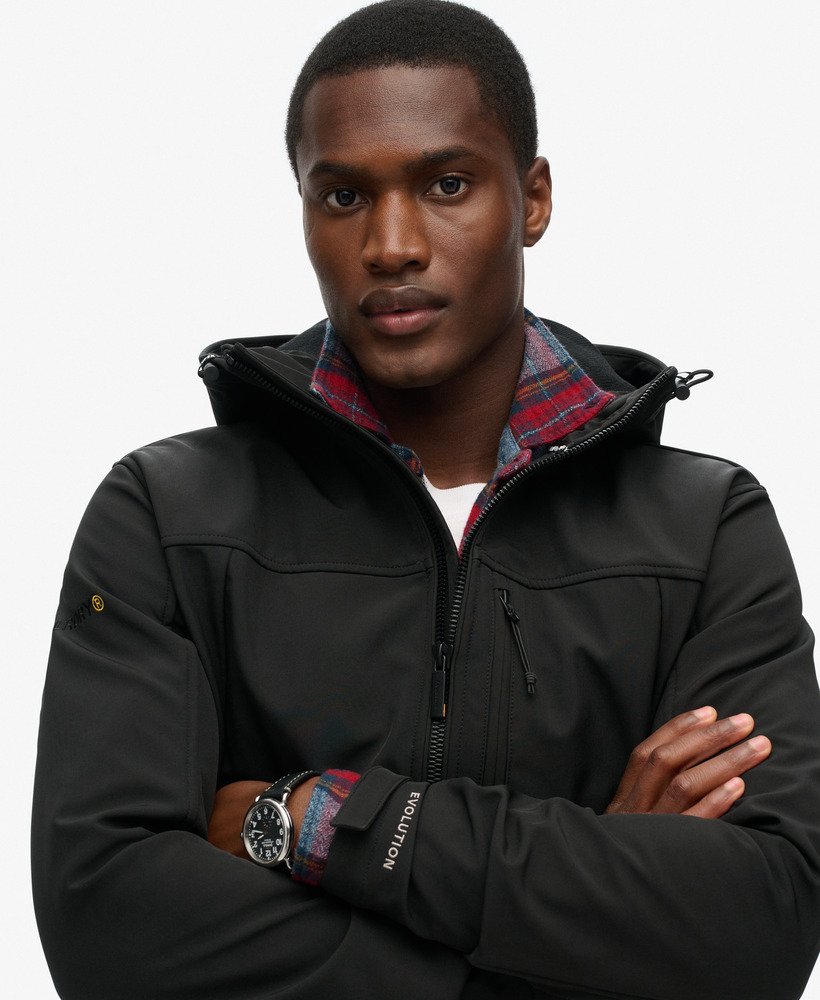 hoodie softshell trekkerjack in zwart