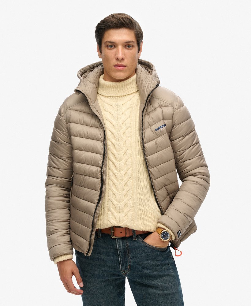 gewatteerde fuji-jas met capuchon in diepbeige slubstof
