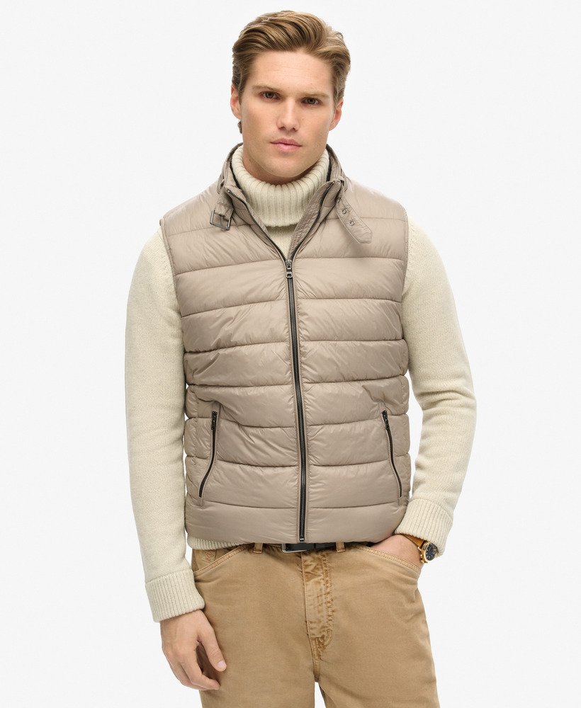 lichtgewicht gewatteerd gilet in diepbeige slubstof