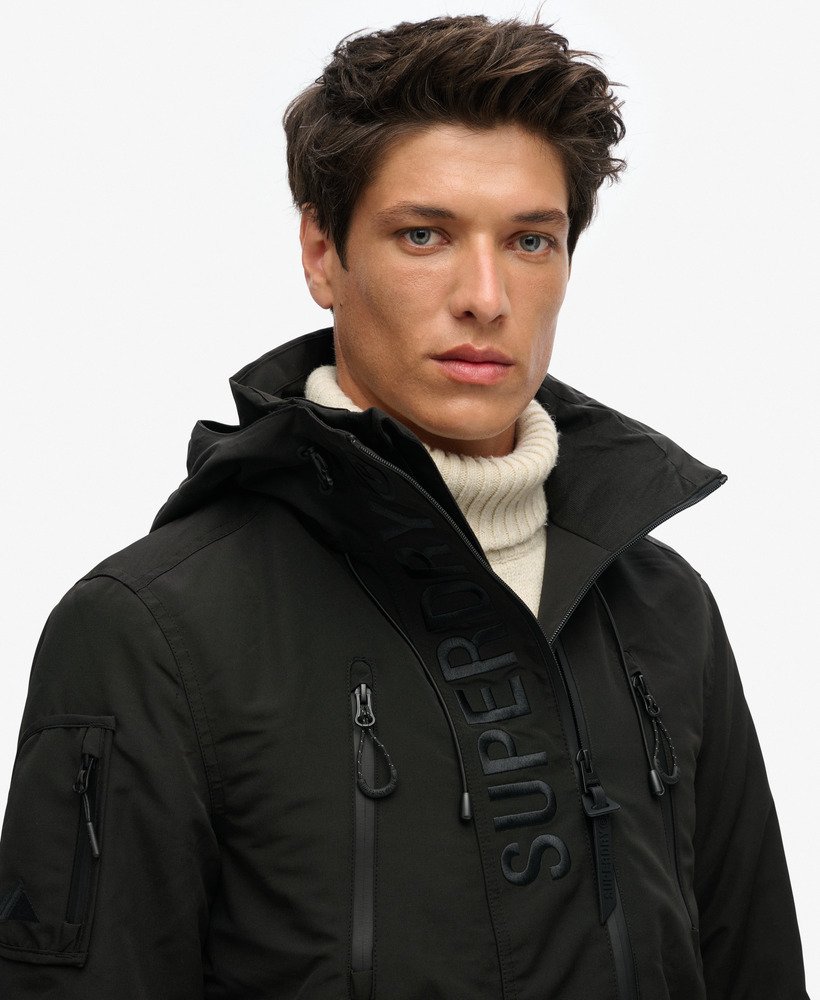 ultieme windbreakerjas in gitzwart
