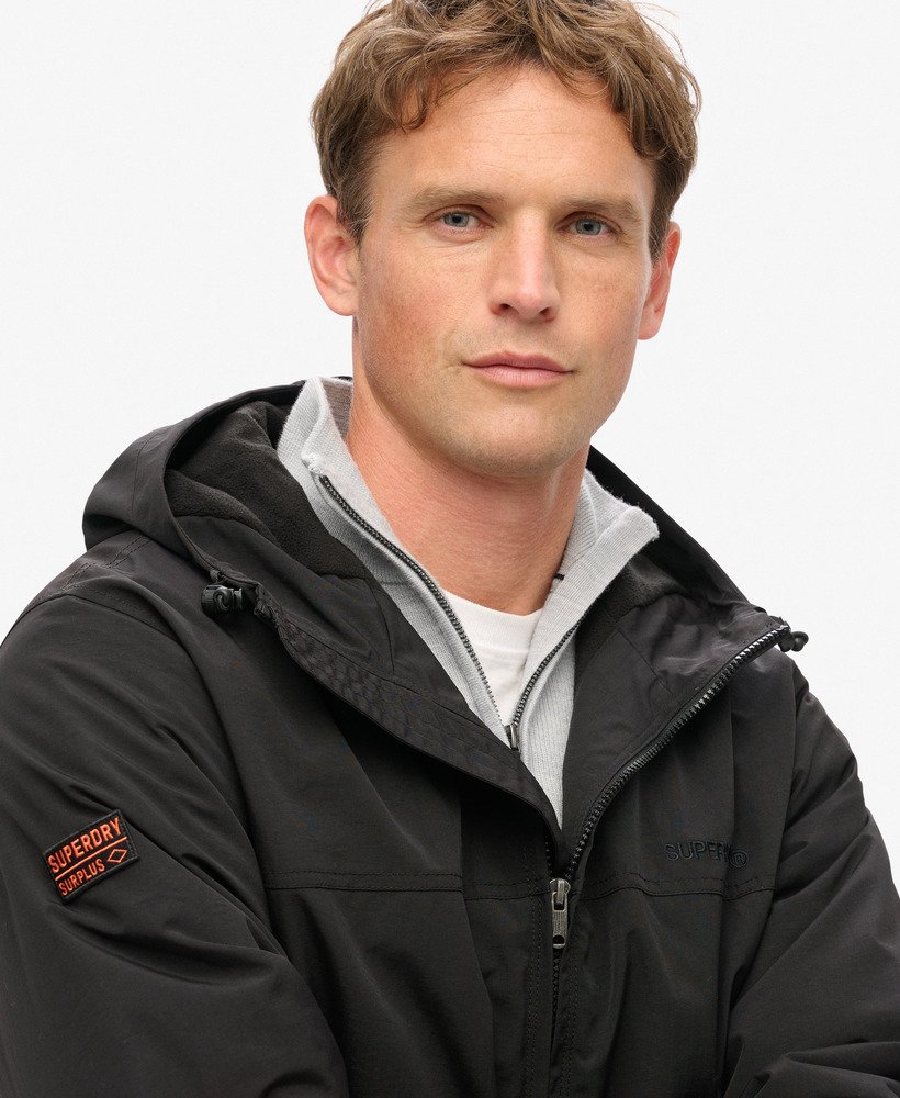 overgebleven nylon bomberjack met capuchon in gitzwart.