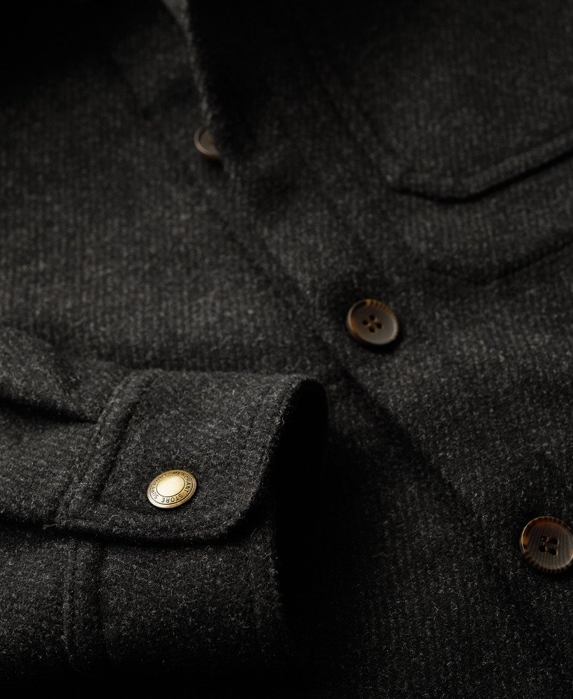 de merchant store - wollen overshirt in zwarte textuur
