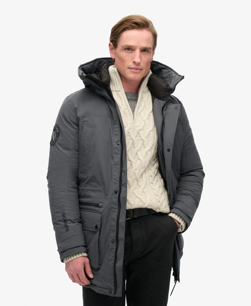 gewatteerde parka in de kleur ebony
