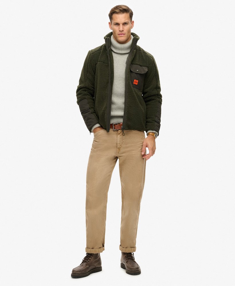 expedition borg hybrid jacket in olijfgroen afkomstig uit overtollige goederen.