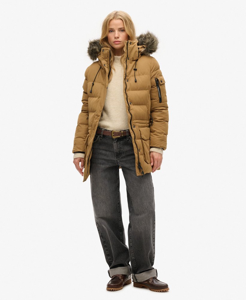 microfiber expeditieparka in zandsteenkleur.