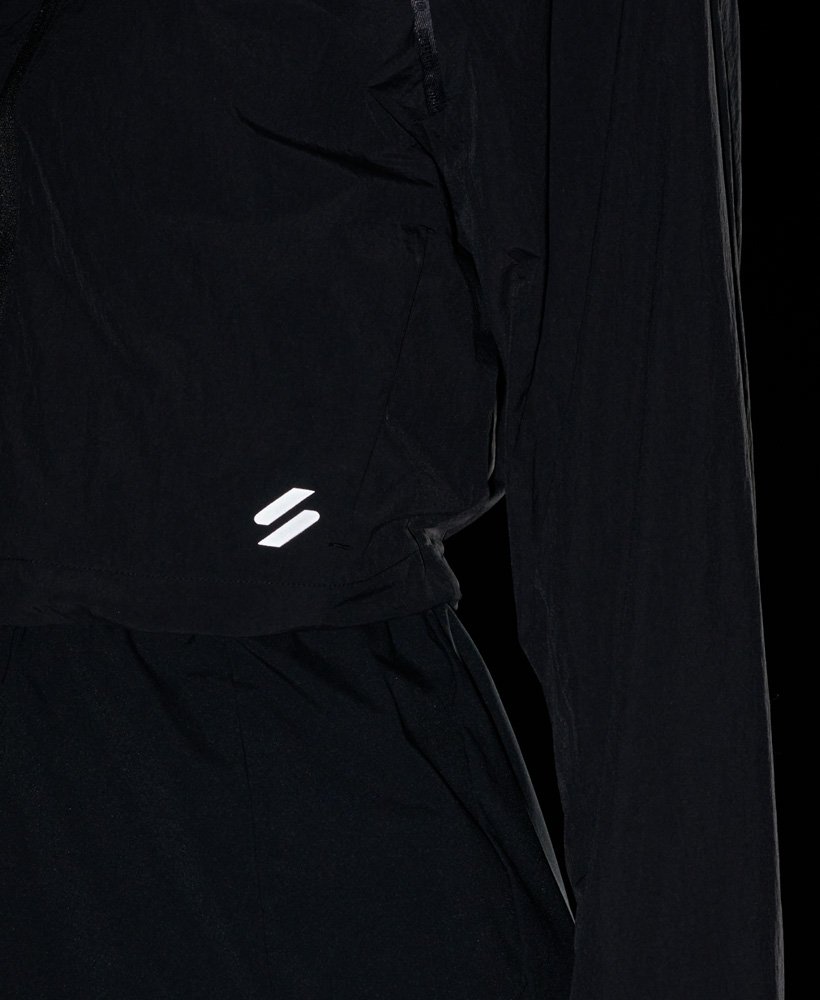 run cropped weatherproof in black