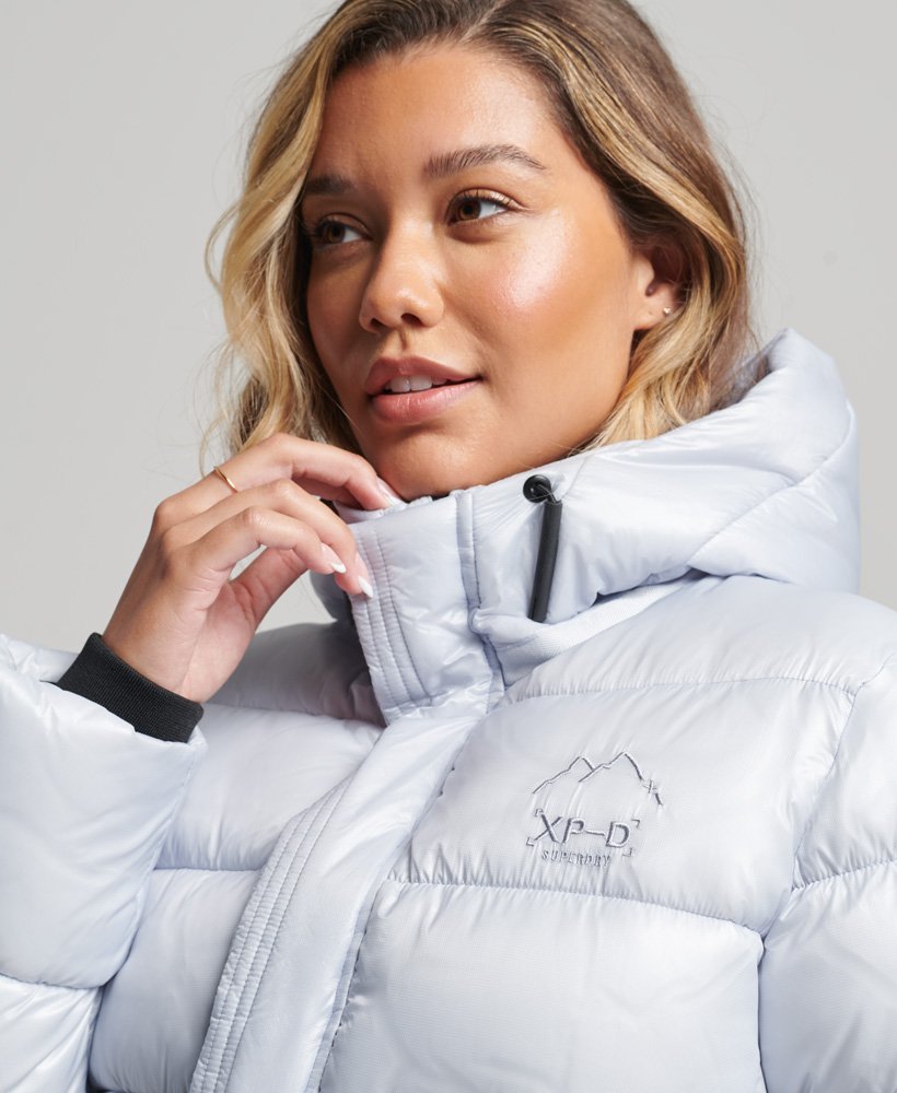 hooded shine sports puffer jacket in ice blue
