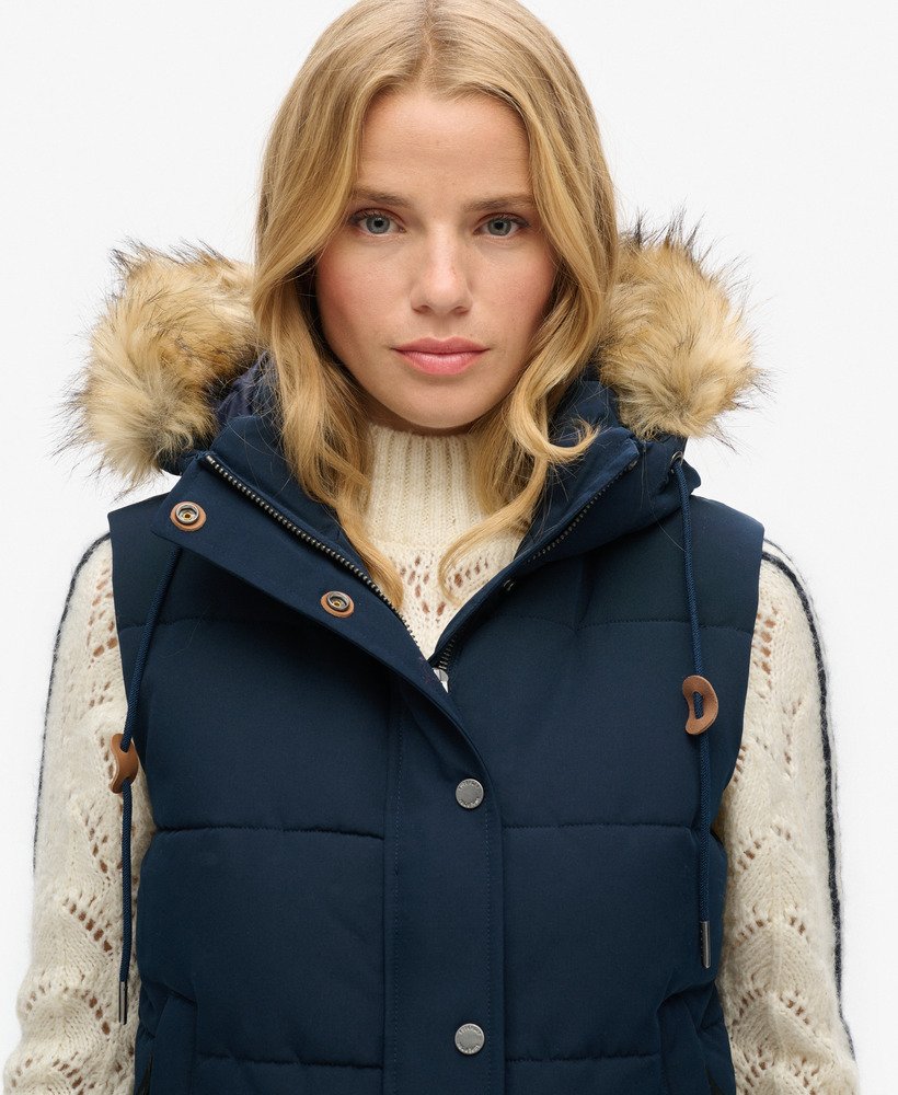 everest faux fur puffer gilet in nordic chrome navy