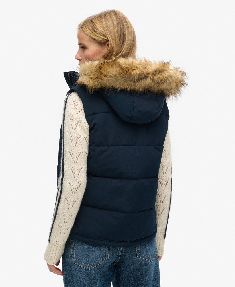 everest faux fur puffer gilet in nordic chrome navy