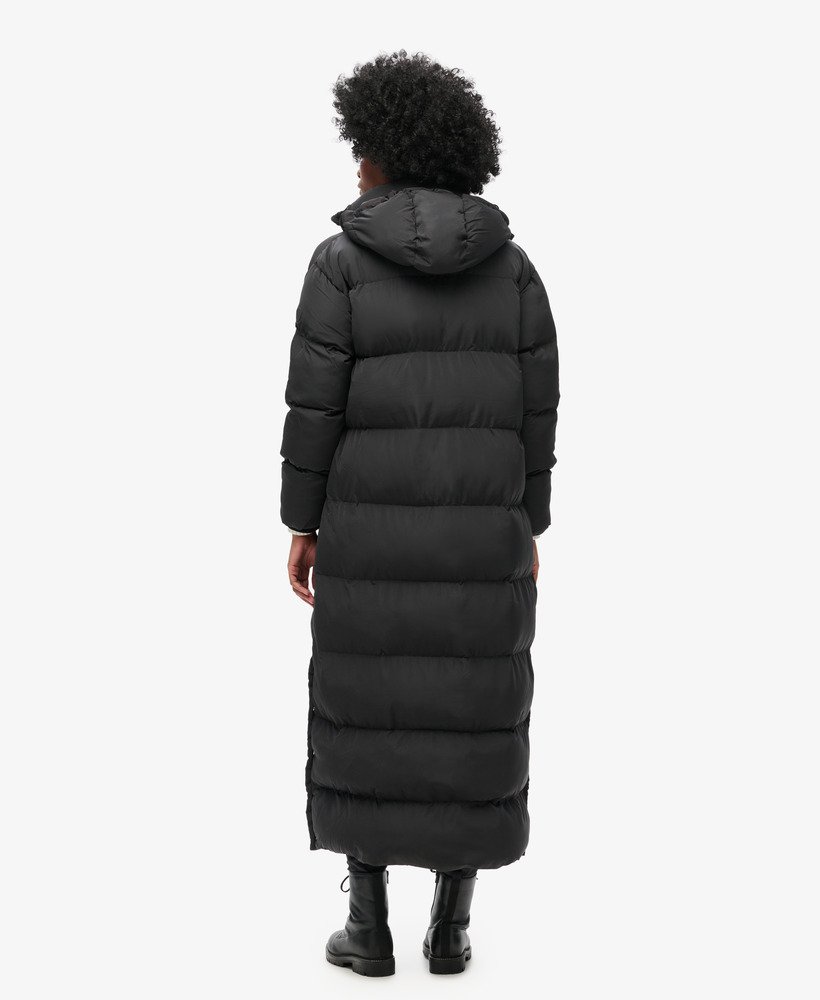maxi pufferjas met capuchon in zwart
