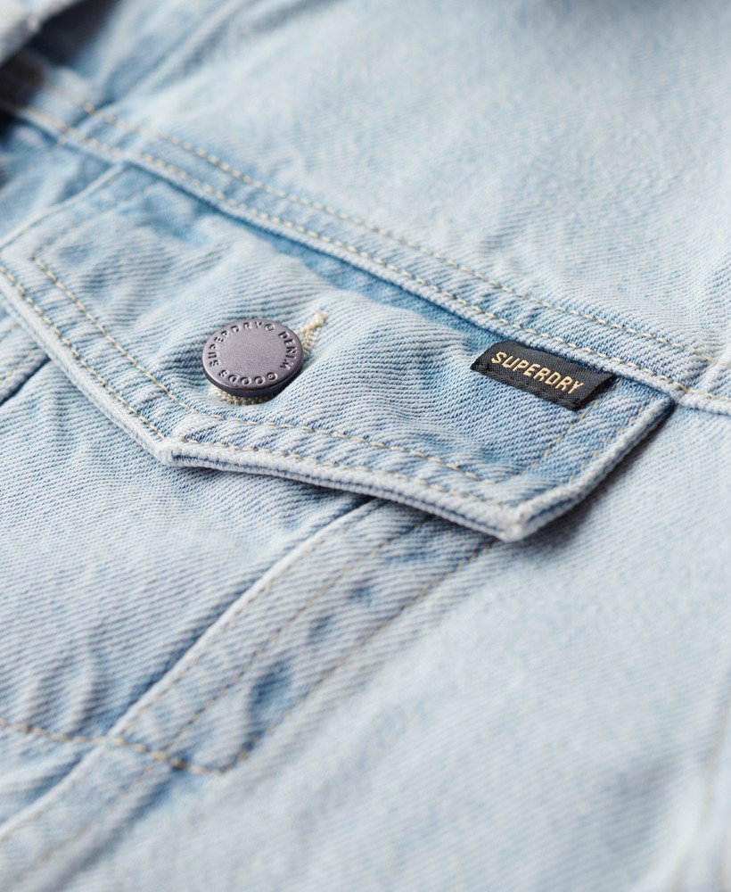 geborduurd denim truckerjack in echo light vintage
