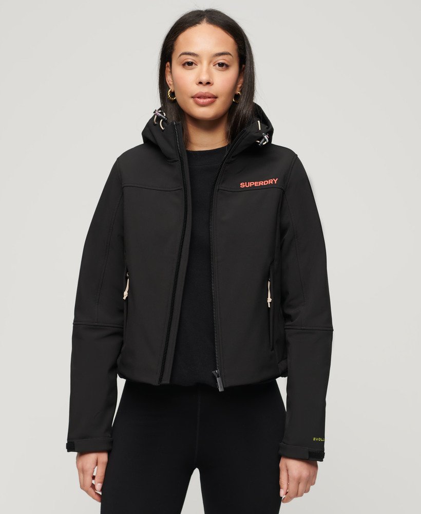 hoodie softshell trekkerjack in zwart
