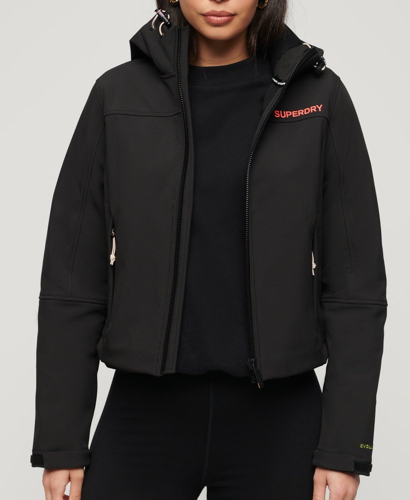 hoodie softshell trekkerjack in zwart