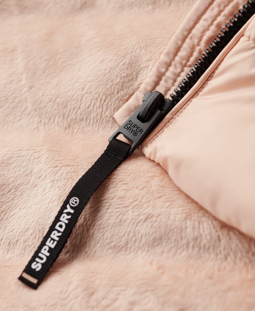 gewatteerde fuji-jas met capuchon in frappe beige