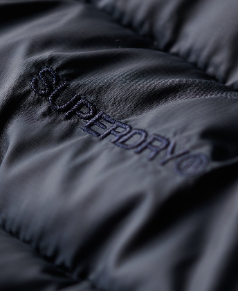 gewatteerde jas met capuchon van fuji in eclipse navy