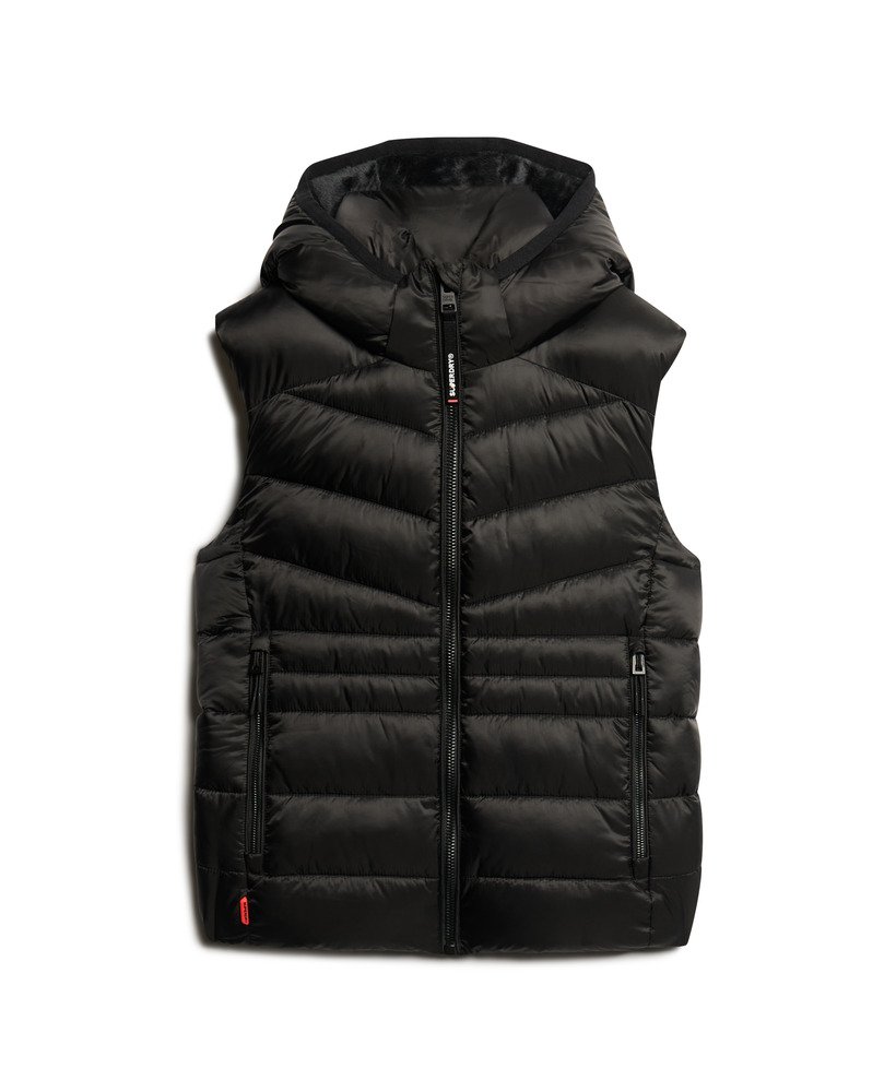capuchonvest met fuji-quiltpatroon en vulling in zwart