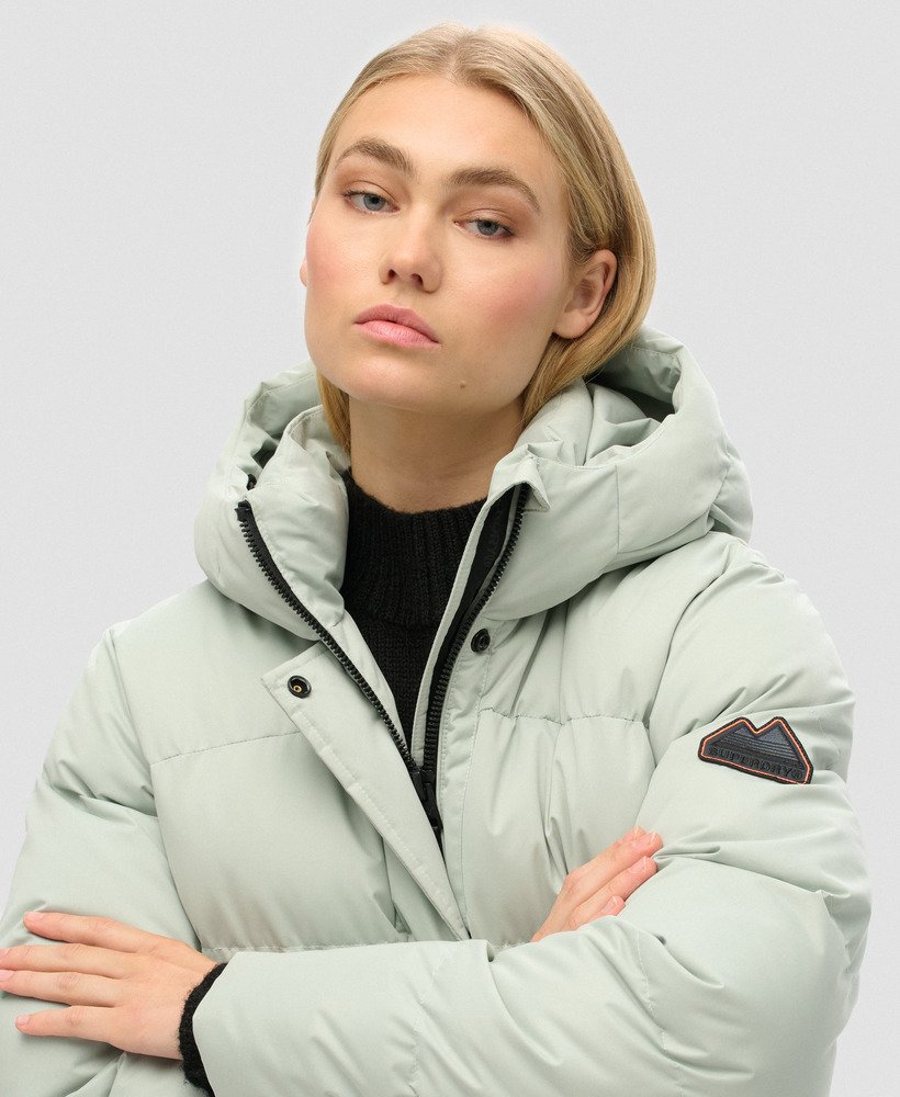 lange gewatteerde microvezeljas in puritan grey