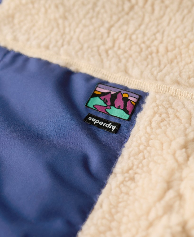 vintage sherpa-jas met capuchon in vintage ecru.