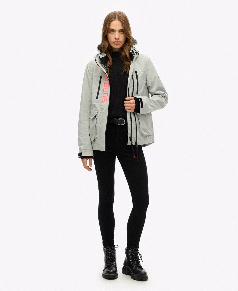 Capuchon Ultimate Tech Windbreaker