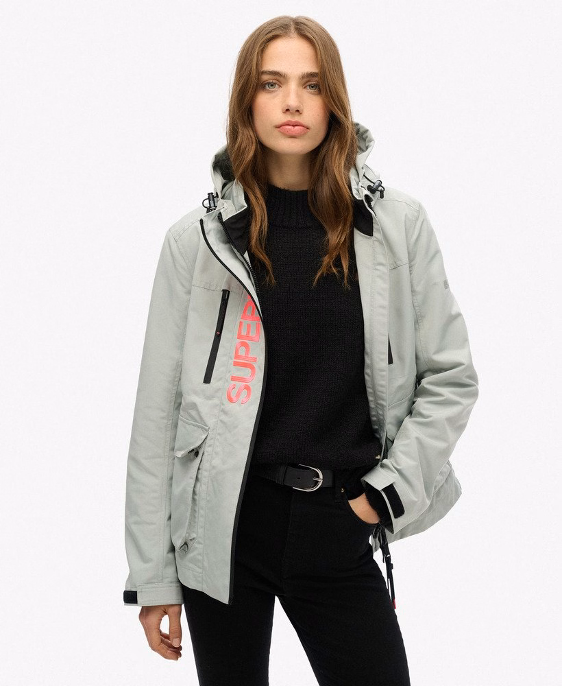 Capuchon Ultimate Tech Windbreaker