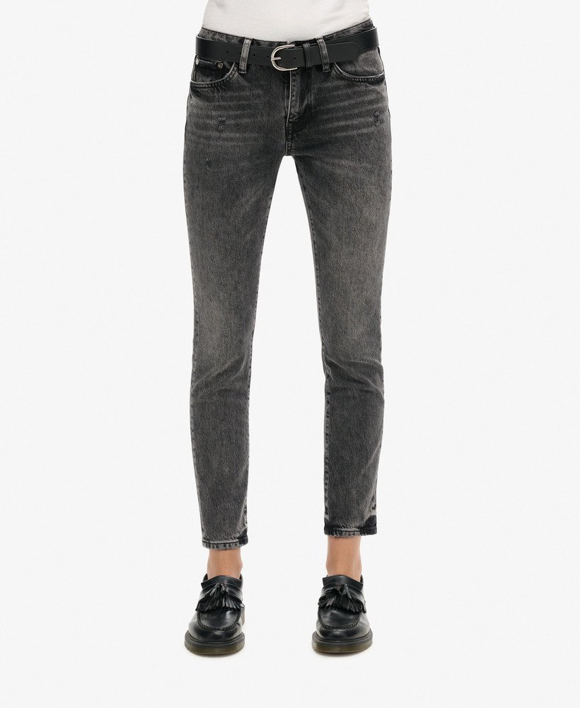 slim fit jeans met middelhoge taille van biologisch katoen in echo black.