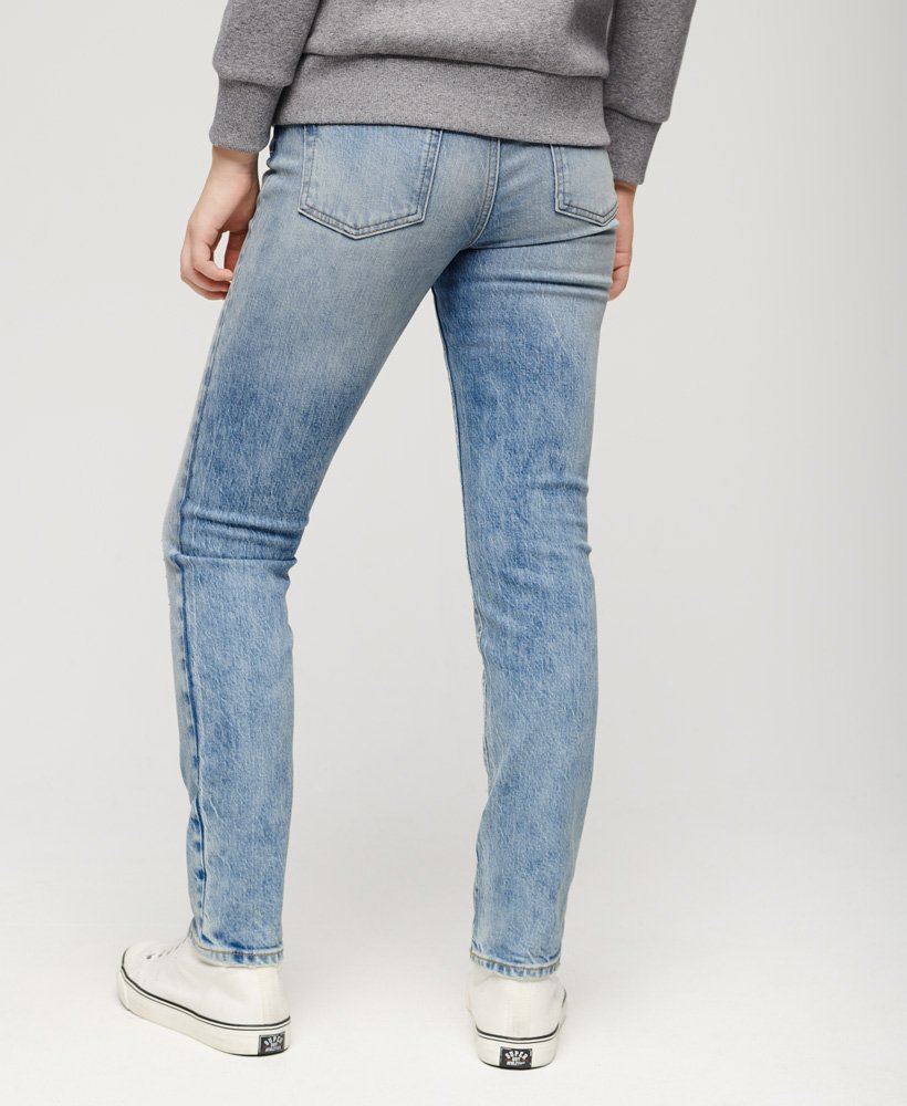 slim fit jeans met middelhoge taille van biologisch katoen in canyon blue