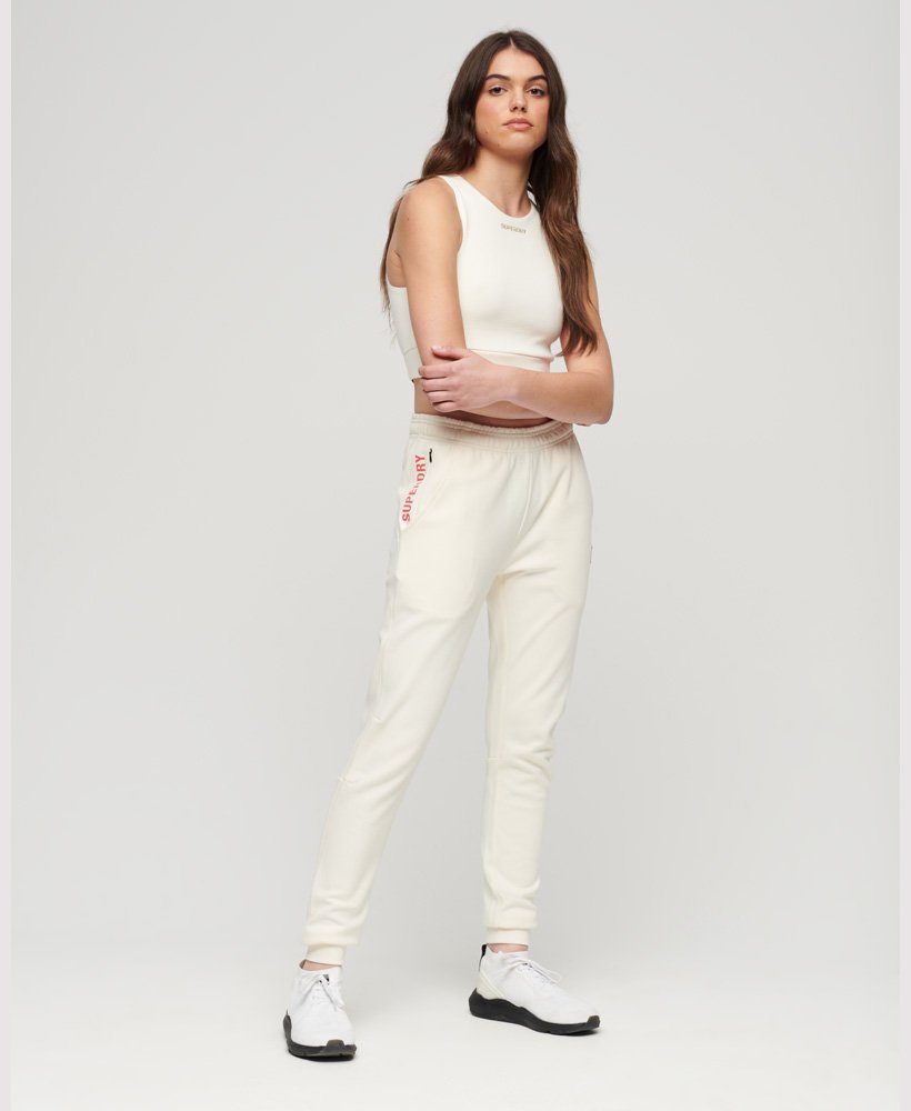 code tech slim joggers in rijstwit